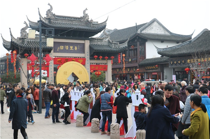 回顧｜這箇(ge)春節(jie)周莊非(fei)常“潮(chao)”